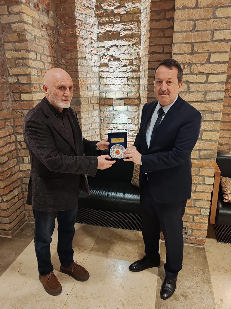 Török védelmi egyetemi delegáció látogatása a HT Division-nél